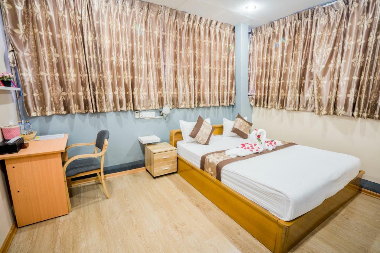 Hotel 15Th Street @ Downtown Yangon Extérieur photo